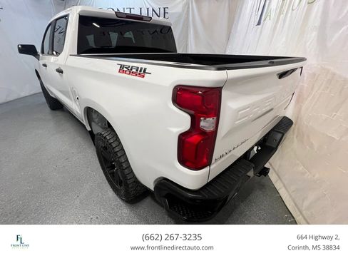 Used 2021 Chevrolet Silverado 1500 Custom Trail Boss AWD/4WD image 5
