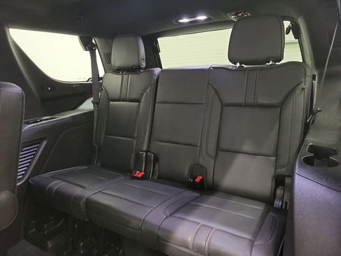 Used 2021 Chevrolet Tahoe RST w/ Luxury Package image 13