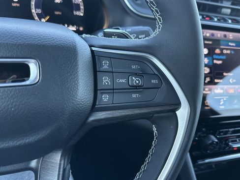 New 2025 Jeep Grand Cherokee Limited image 10