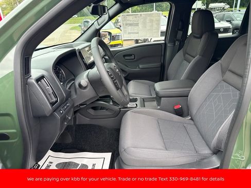 New 2026 Nissan Frontier SV w/ SV Convenience Package AWD/4WD image 9