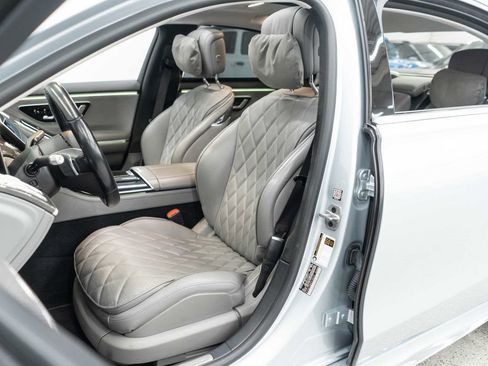 Used 2023 Mercedes-Benz S 580 4MATIC Sedan w/ AMG Line image 9