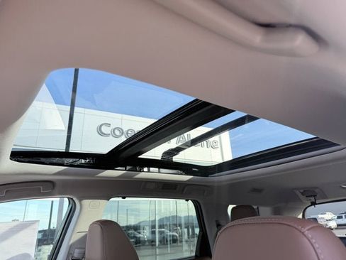 New 2026 Nissan Pathfinder Platinum image 19