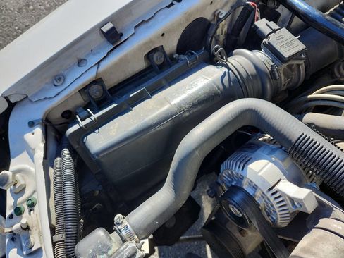 Used 1991 Ford Mustang LX image 29