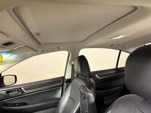 Used 2018 Subaru Legacy 3.6R Limited image 12