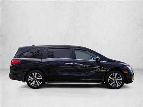 Used 2022 Honda Odyssey Touring image 4
