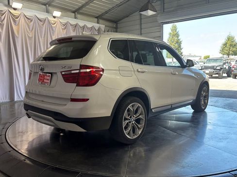 Used 2016 BMW X3 xDrive28i AWD/4WD image 3
