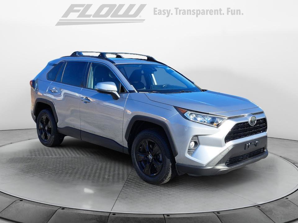 Used 2019 Toyota RAV4 XLE FWD image 1