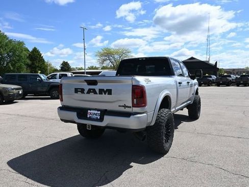 New 2026 RAM 2500 Big Horn AWD/4WD image 5