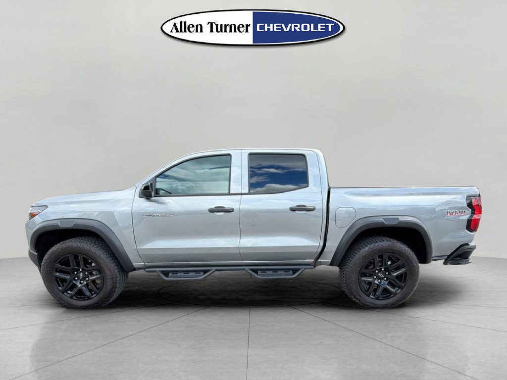 Used 2024 Chevrolet Colorado Trail Boss w/ Technology Package AWD/4WD image 6