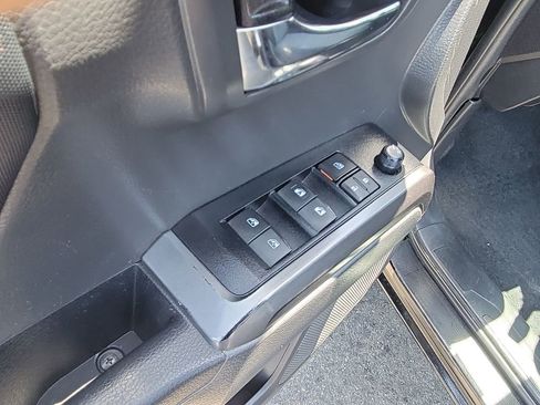 Used 2023 Toyota Tacoma TRD Off-Road AWD/4WD image 21