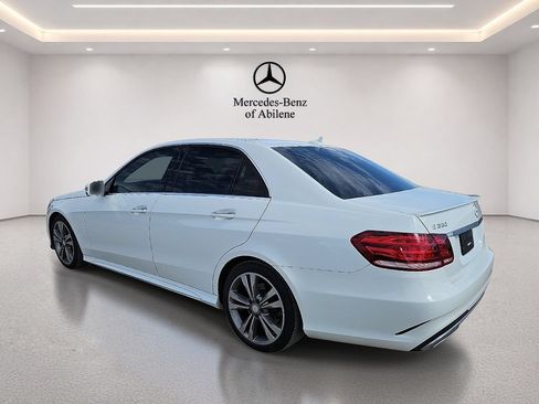 Used 2016 Mercedes-Benz E 350 Sedan image 4