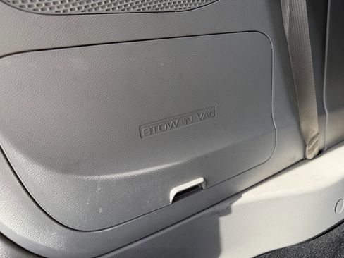 Used 2022 Chrysler Pacifica Limited image 27