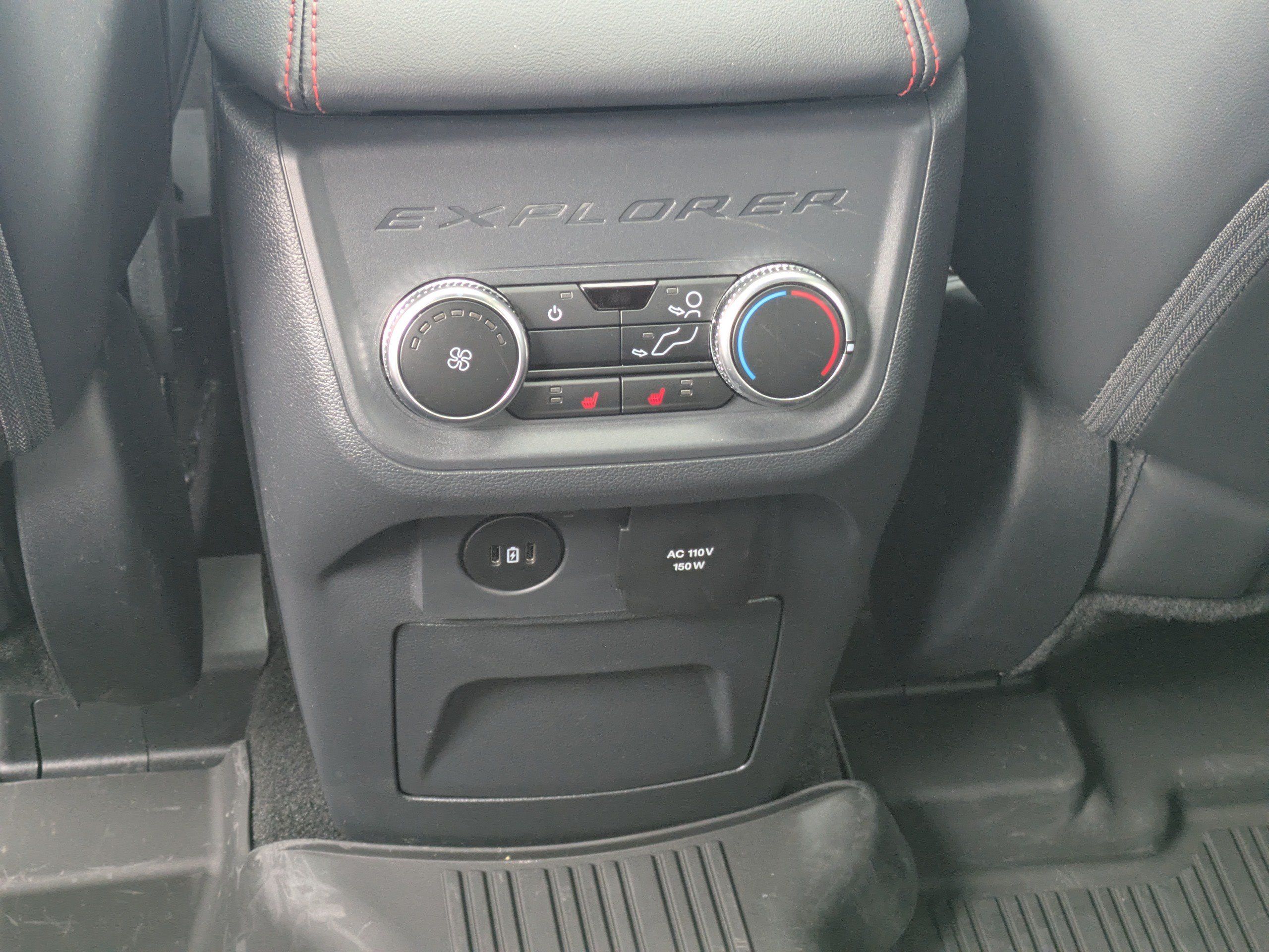 Used 2025 Ford Explorer ST-Line w/ Premium Package AWD/4WD image 15