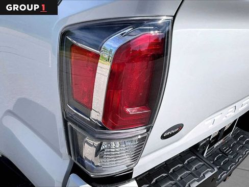 Certified 2023 Toyota Tacoma TRD Sport w/ Technology Package AWD/4WD image 28