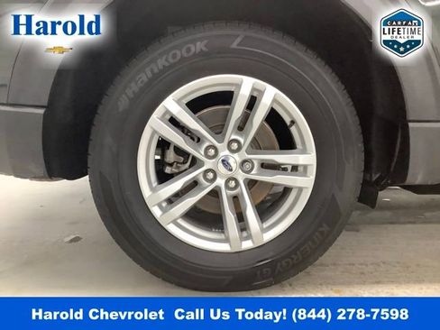 Used 2022 Ford Explorer XLT w/ Equipment Group 202A image 7