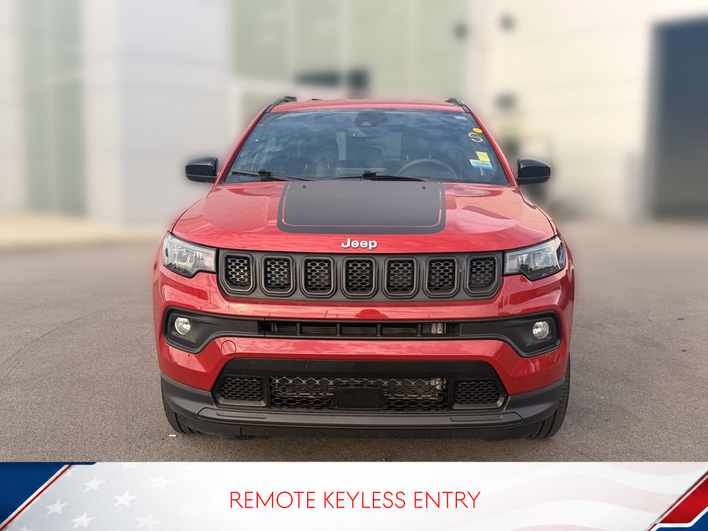 Used 2023 Jeep Compass Latitude AWD/4WD image 3