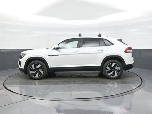 New 2026 Volkswagen Atlas Cross Sport SE AWD/4WD image 4
