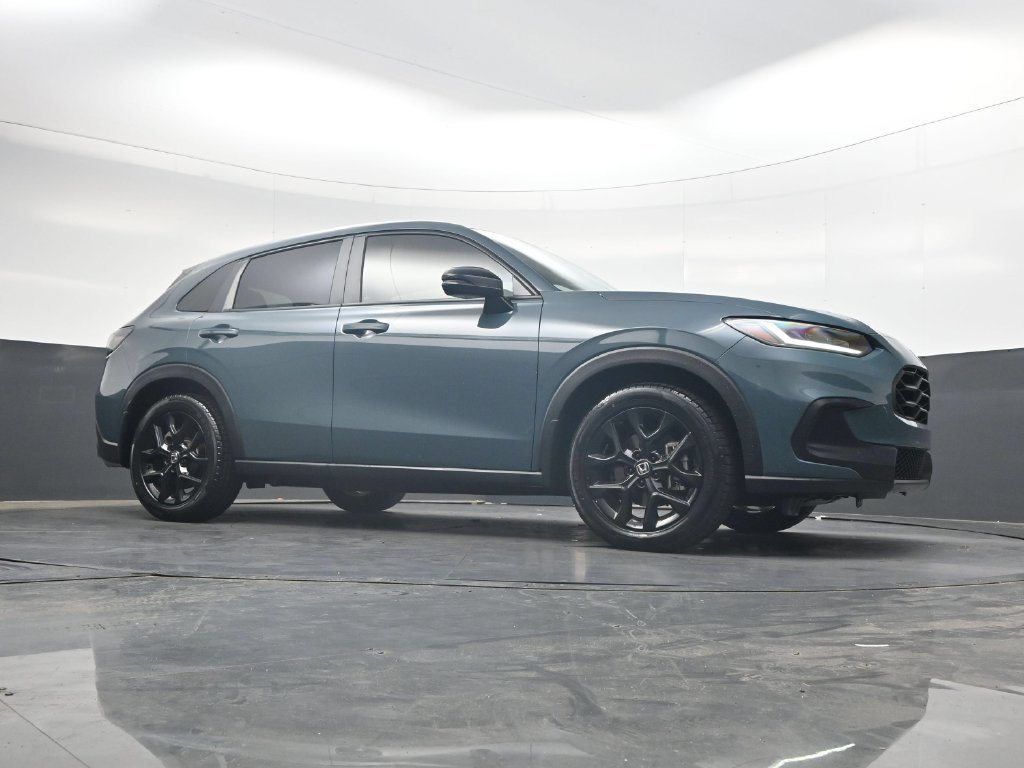 Certified 2025 Honda HR-V Sport image 25