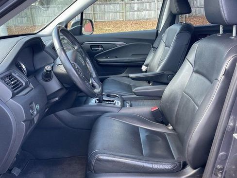 Used 2017 Honda Pilot EX-L image 16