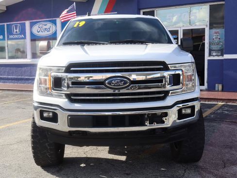 Used 2019 Ford F150 XLT w/ Trailer Tow Package AWD/4WD image 9