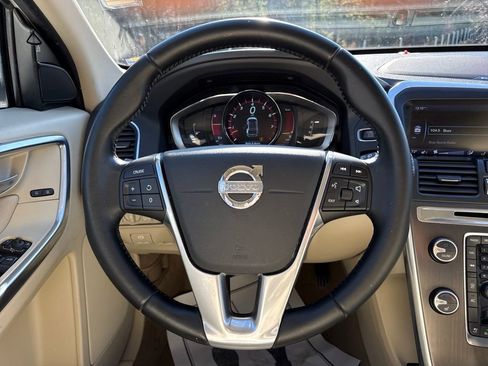 Used 2014 Volvo XC60 3.2 image 18