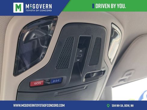 Used 2023 Subaru Outback Limited XT AWD/4WD image 32