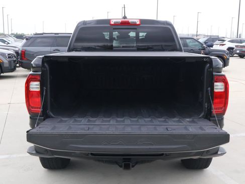 Used 2023 GMC Canyon Denali AWD/4WD image 8
