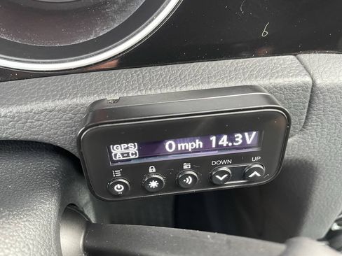 Used 2019 Volkswagen Golf 4-Door FWD image 33