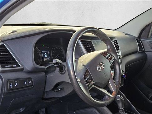 Used 2016 Hyundai Tucson Limited image 9