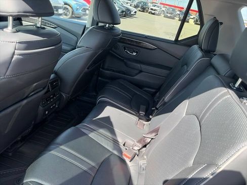 Used 2023 Honda Pilot Elite image 11