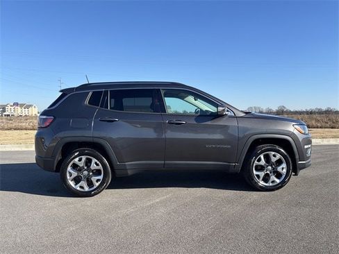Used 2019 Jeep Compass Limited image 6