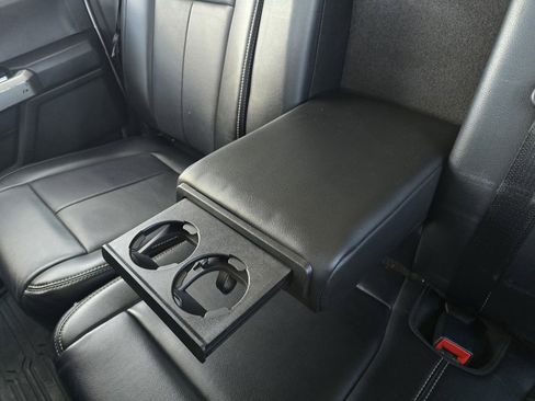 Used 2019 Ford F150 Lariat image 28