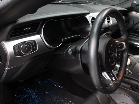 Used 2019 Ford Mustang Bullitt RWD image 42