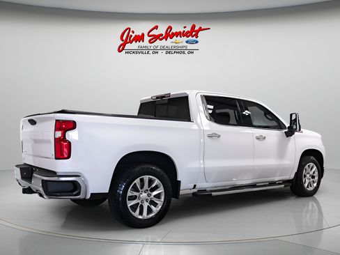 Used 2020 Chevrolet Silverado 1500 LTZ w/ LTZ Premium Package AWD/4WD image 6