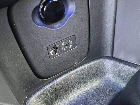 Used 2015 MINI Cooper 4-Door Hardtop FWD image 35