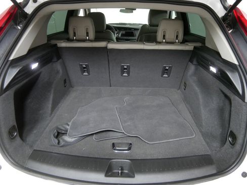 Used 2020 Cadillac XT4 Luxury image 5