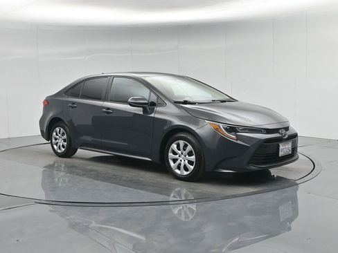 Used 2024 Toyota Corolla LE image 22