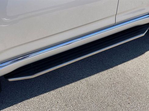 Used 2022 Toyota 4Runner Limited image 6