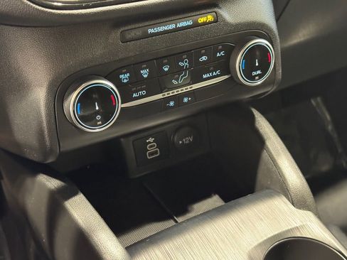 Used 2024 Ford Escape ST-Line image 15