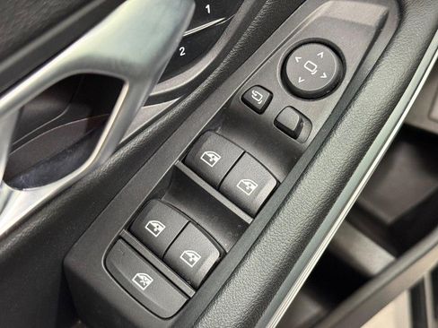 Used 2024 BMW 330i xDrive 330i xDrive w/ Premium Package image 21