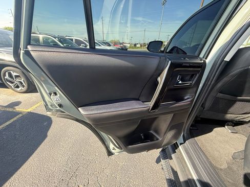 Used 2022 Toyota 4Runner TRD Off-Road Premium w/ 4Runner Black Package (TMS) AWD/4WD image 17