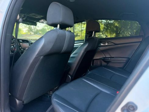 Used 2020 Honda Civic Sport image 11