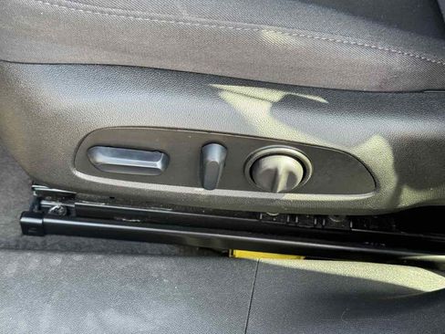 Used 2025 Chevrolet Malibu LT FWD image 26