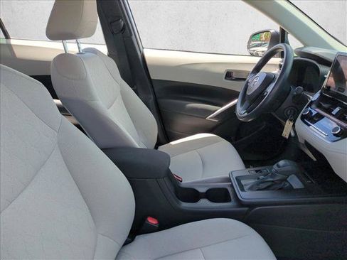 Used 2026 Toyota Corolla Cross L FWD image 20