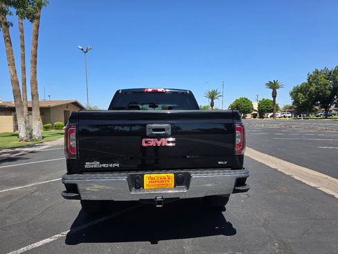 Used 2018 GMC Sierra 1500 SLT w/ SLT Premium Package RWD image 10