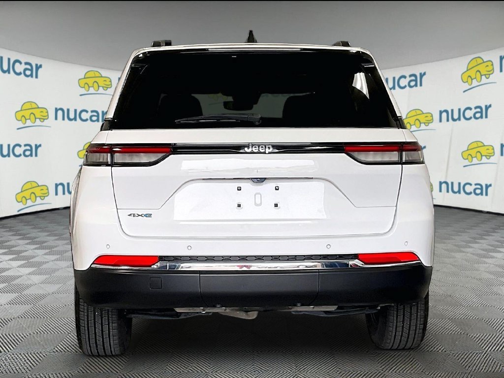 Used 2023 Jeep Grand Cherokee 4WD 4xe image 5