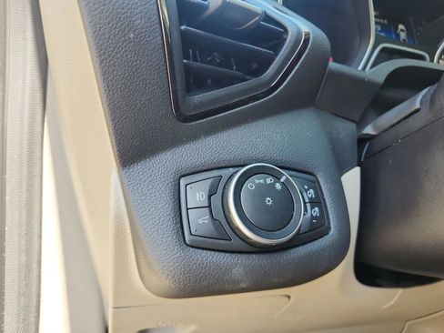 Used 2017 Ford Escape Titanium w/ Equipment Group 301A image 12