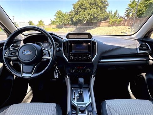 Used 2019 Subaru Forester Premium w/ All-Weather Package AWD/4WD image 18