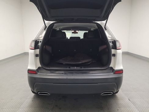 Used 2019 Jeep Cherokee Latitude Plus image 29