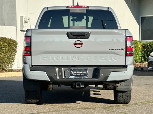 Used 2023 Nissan Frontier PRO-4X w/ Pro Convenience Package image 8